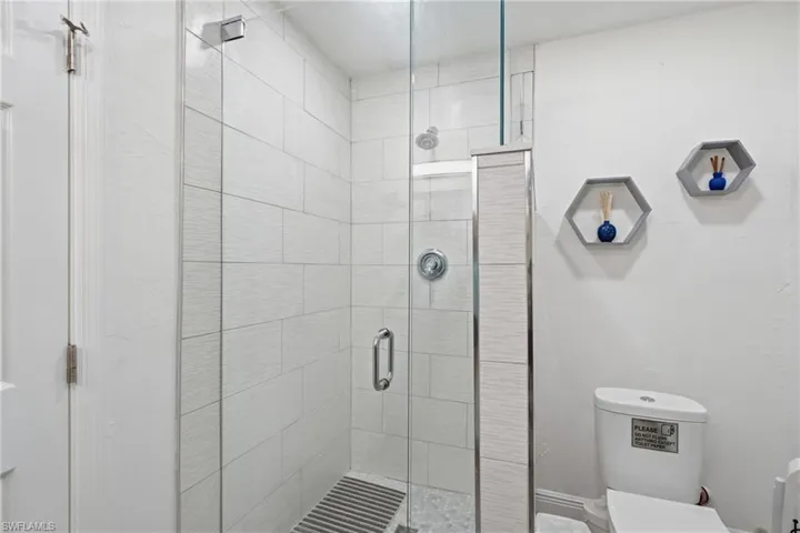 27160 Edenbridge Ct, Bonita Springs, Florida 34135