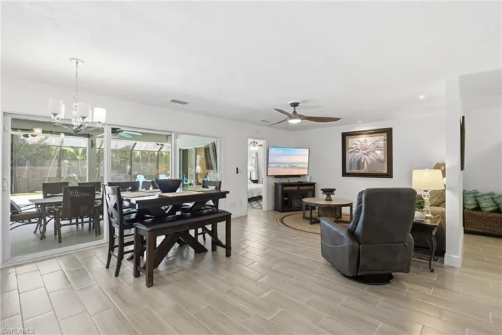27160 Edenbridge Ct, Bonita Springs, Florida 34135