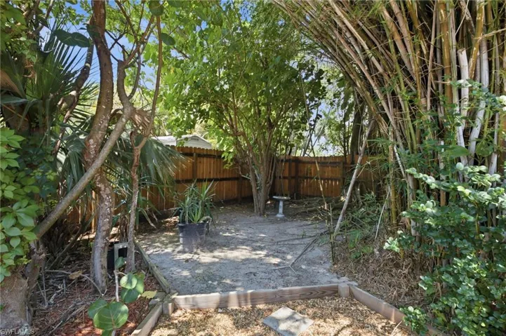 27160 Edenbridge Ct, Bonita Springs, Florida 34135