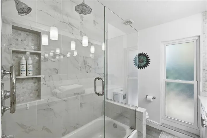 27160 Edenbridge Ct, Bonita Springs, Florida 34135