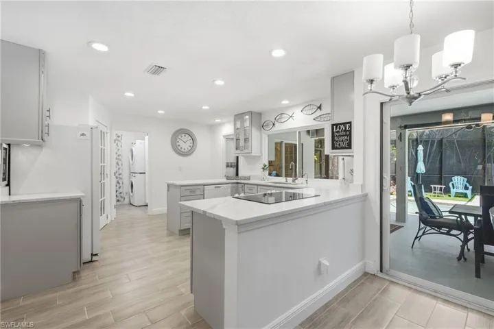 27160 Edenbridge Ct, Bonita Springs, Florida 34135