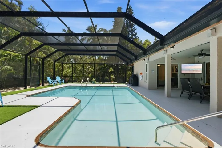 27160 Edenbridge Ct, Bonita Springs, Florida 34135
