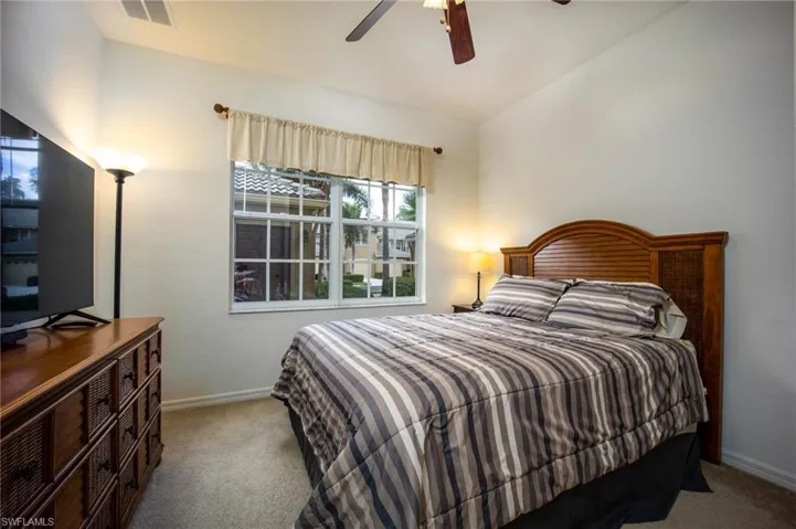 Guest bedroom