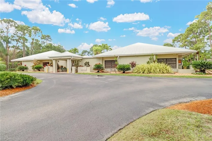 3180 Seasons Way 909, Estero, Florida 33928