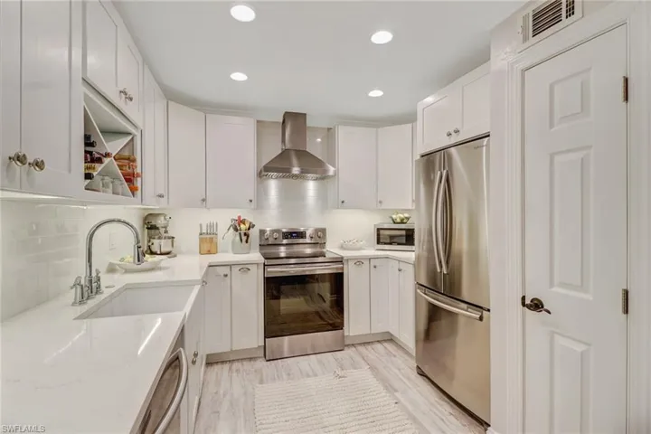 3180 Seasons Way 909, Estero, Florida 33928