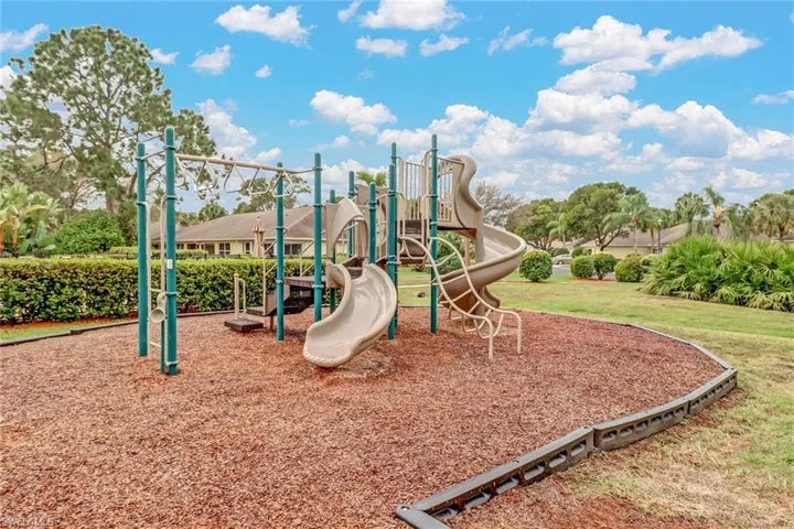 3180 Seasons Way 909, Estero, Florida 33928
