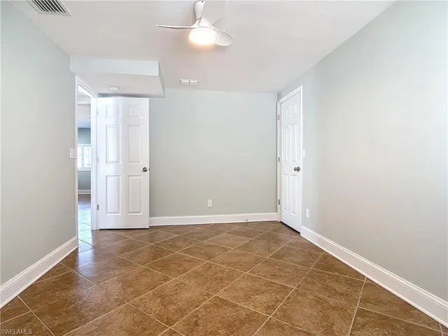 Downstairs bedroom with closet