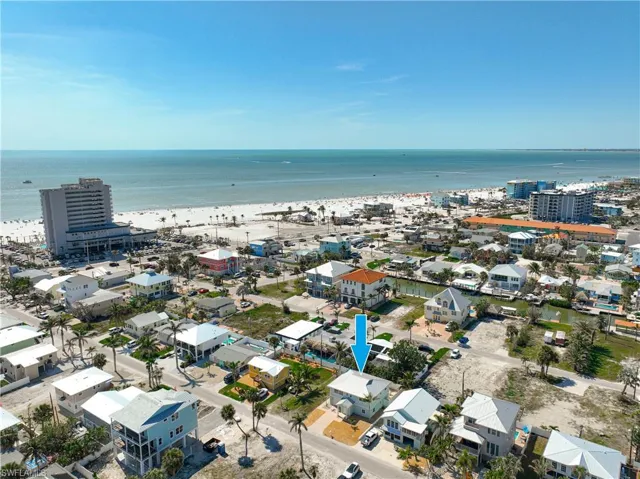 Walk to the beautiful white sandy beach and the downtown entertainment area
