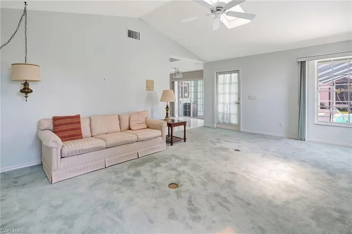 6549 Willow Lake Cir, Fort Myers Fl 33966