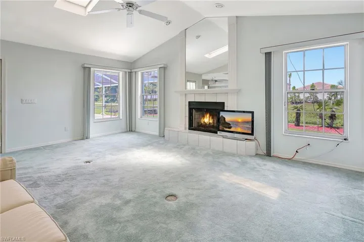 6549 Willow Lake Cir, Fort Myers Fl 33966