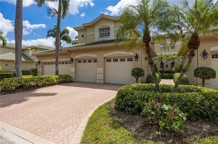 650 Vintage Reserve Cir 5-a, Naples, Florida 34119