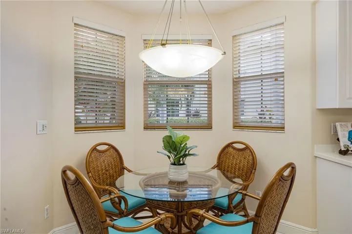 650 Vintage Reserve Cir 5-a, Naples, Florida 34119