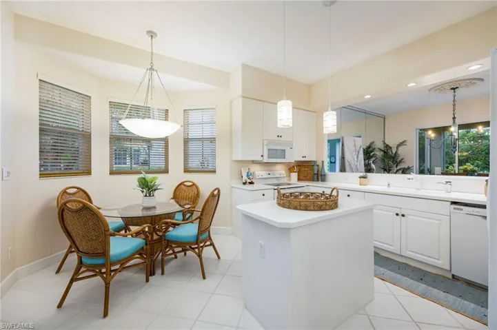 650 Vintage Reserve Cir 5-a, Naples, Florida 34119