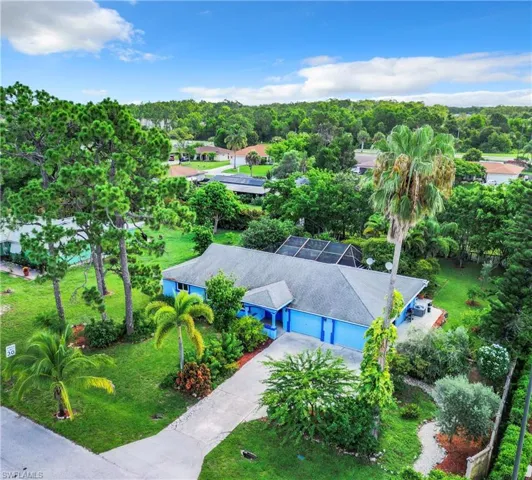 Birds eye view of property