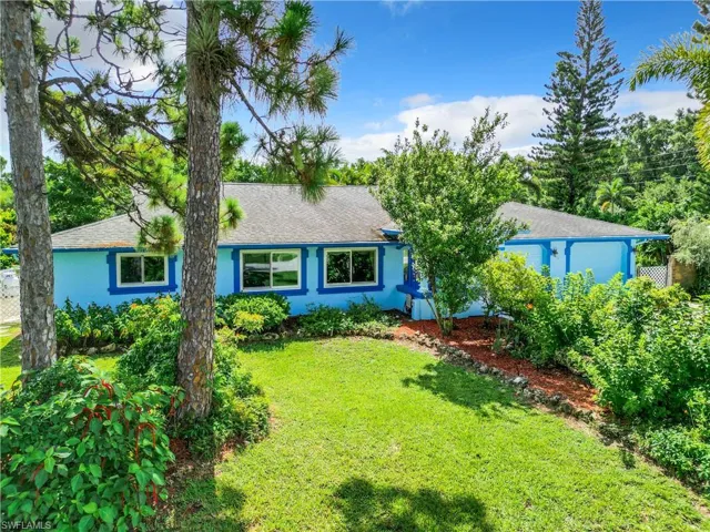 Single story home