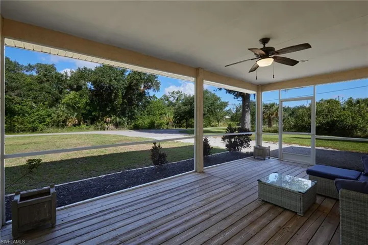 5211  Melaluca  DR, Fort Myers, FL 33905