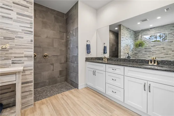3814 Nw 44th Ter, Cape Coral, Florida 33993