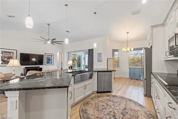 3814 Nw 44th Ter, Cape Coral, Florida 33993