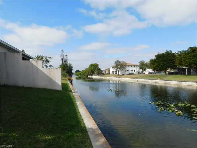 619 7th St, Cape Coral, Florida 33990
