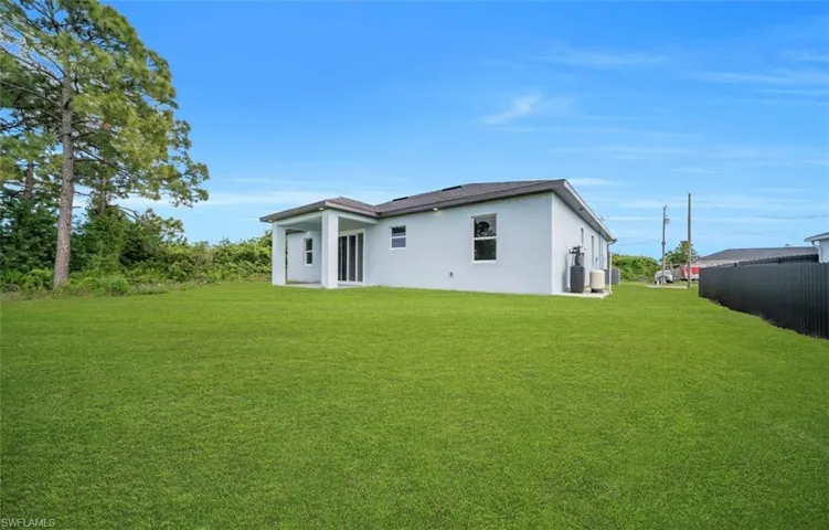 2704 15th St Sw, Lehigh Acres, Florida 33976