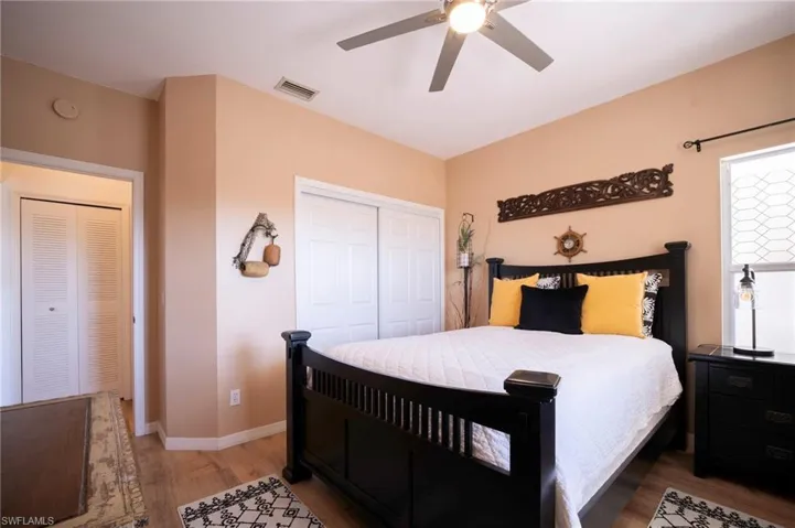 615 Rose Garden Rd 7, Cape Coral, Florida 33914
