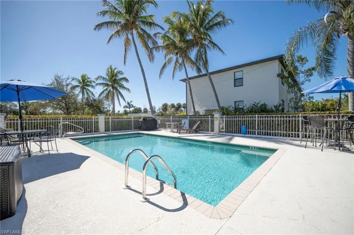 615 Rose Garden Rd 7, Cape Coral, Florida 33914