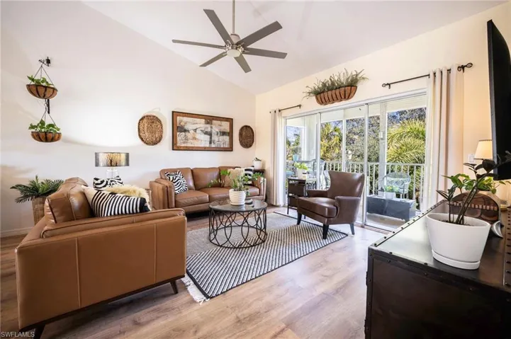 615 Rose Garden Rd 7, Cape Coral, Florida 33914