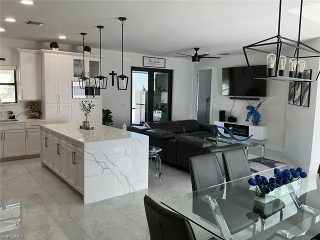 1257  Platt  RD, Naples, FL 34120