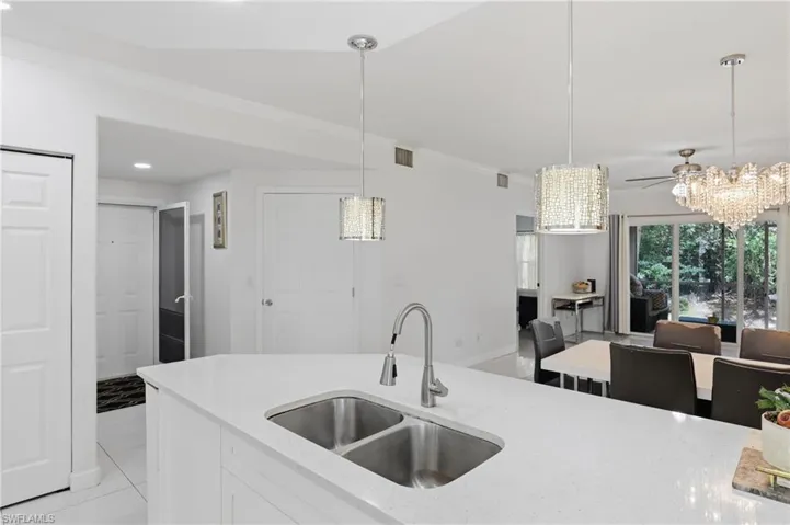 12351 Notting Hill Ln 34, Bonita Springs, Florida 34135