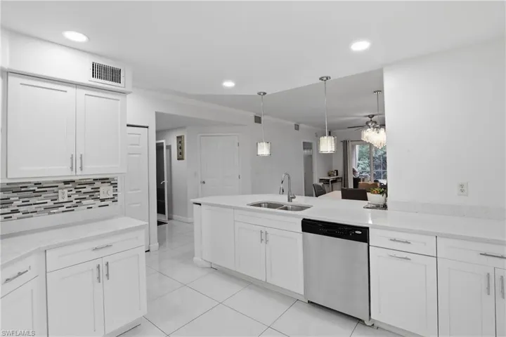 12351 Notting Hill Ln 34, Bonita Springs, Florida 34135