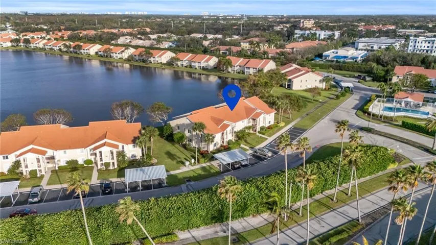 7794  Emerald  CIR, Naples, FL 34109
