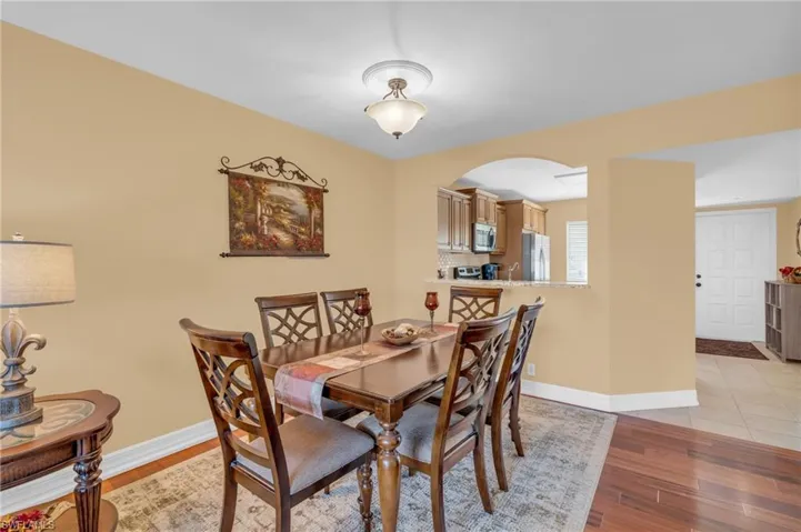 7794  Emerald  CIR, Naples, FL 34109