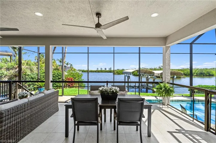 Glass Railings, Screened Lanai