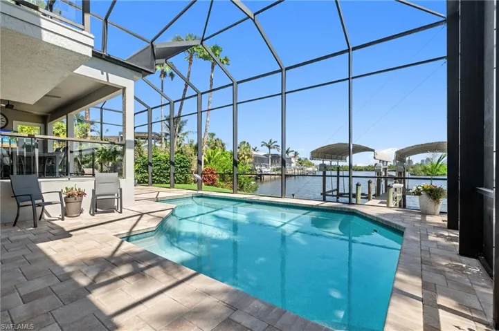 Waterfront, Pool Area