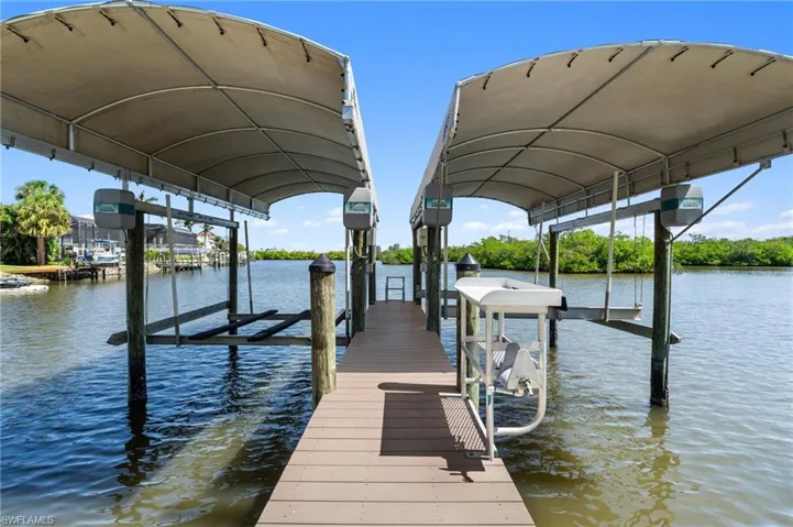 Two Boat Lifts - Gulf Access
