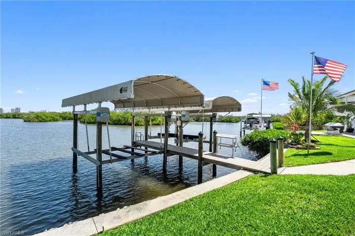 Two Boat Lifts - Gulf Access