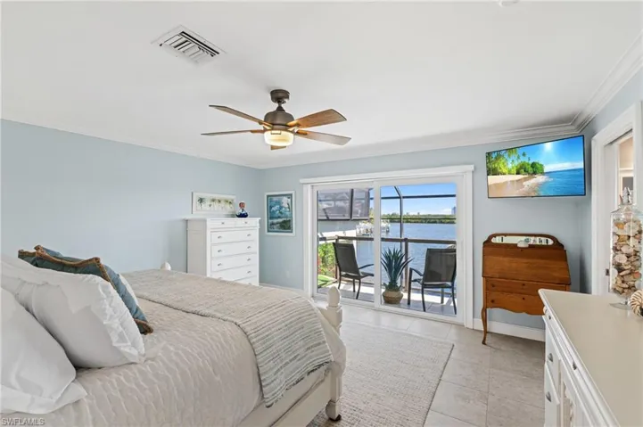 Glass Railings, Balcony, overlooking Bay Waters