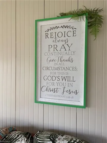 Decor