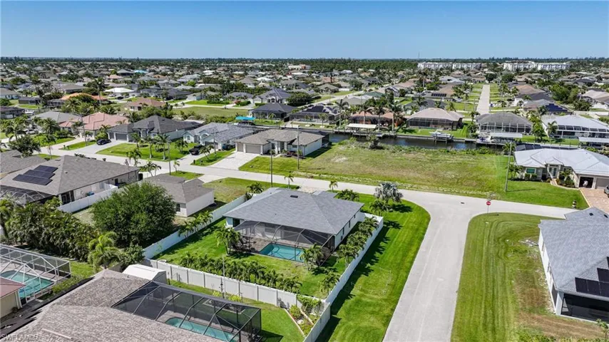 2118 Sw 28th Ter, Cape Coral Fl 33914