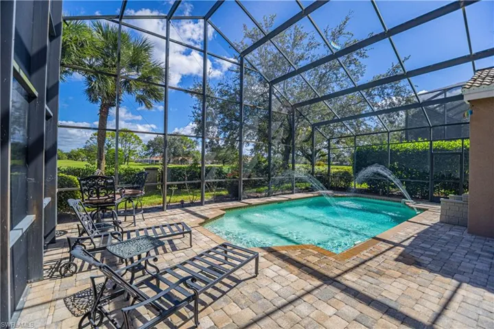 2057 Isla De Palma Cir, Naples Fl 34119