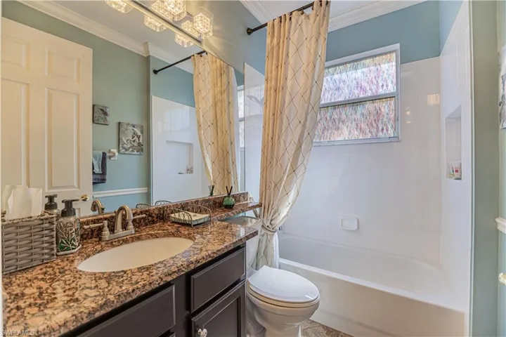 2057 Isla De Palma Cir, Naples Fl 34119