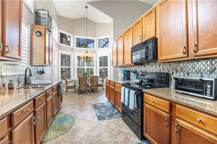 2057 Isla De Palma Cir, Naples Fl 34119