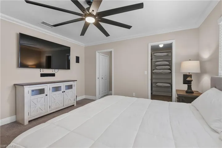 4115 SE 10th  PL, Cape Coral, FL 33904