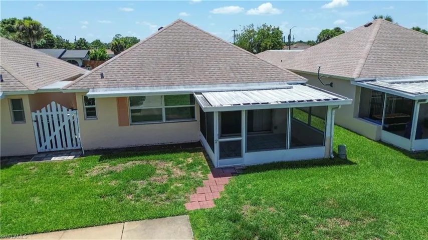 323 Dania St, Lehigh Acres, Florida 33936