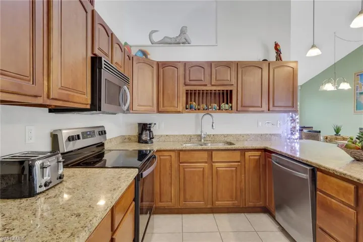 2302 Sw 27th Ter, Cape Coral, Florida 33914