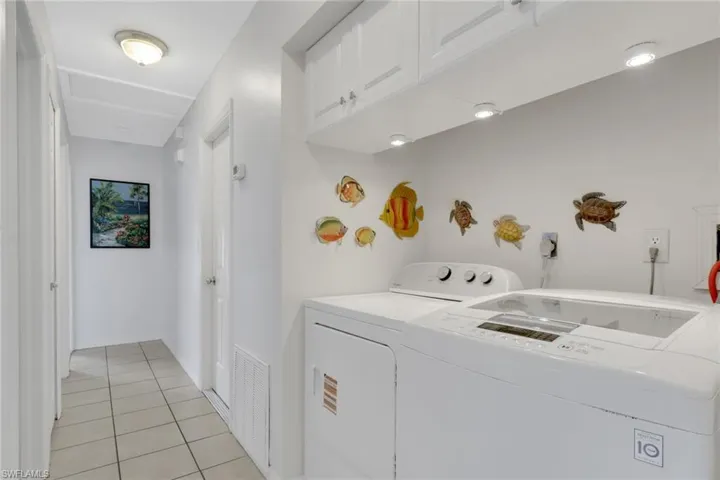 2302 Sw 27th Ter, Cape Coral, Florida 33914