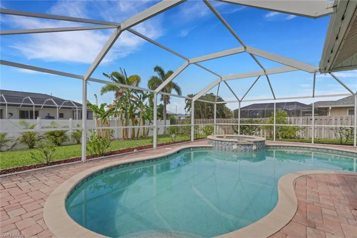 2302 Sw 27th Ter, Cape Coral, Florida 33914
