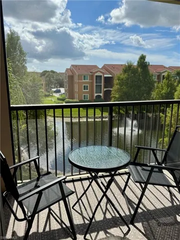 1190 Reserve Way 304, Naples, Florida 34105