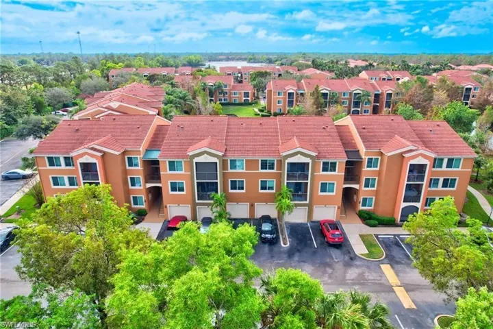 1190 Reserve Way 304, Naples, Florida 34105