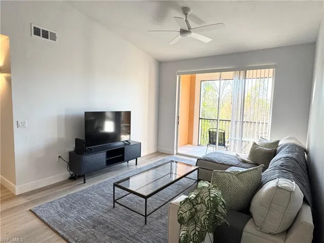 1190 Reserve Way 304, Naples, Florida 34105
